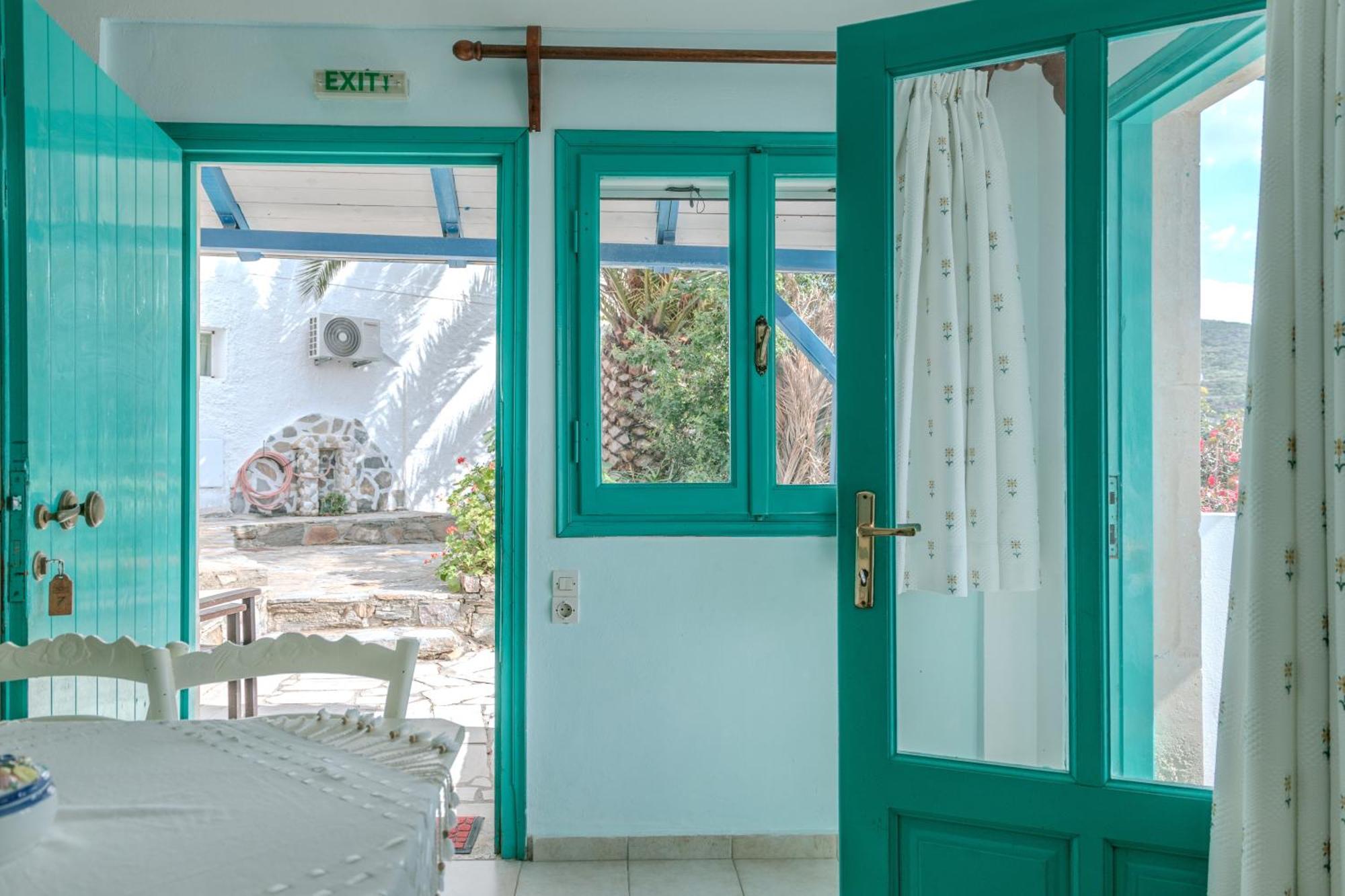 Patras Apartments Фурни-Икариас Экстерьер фото