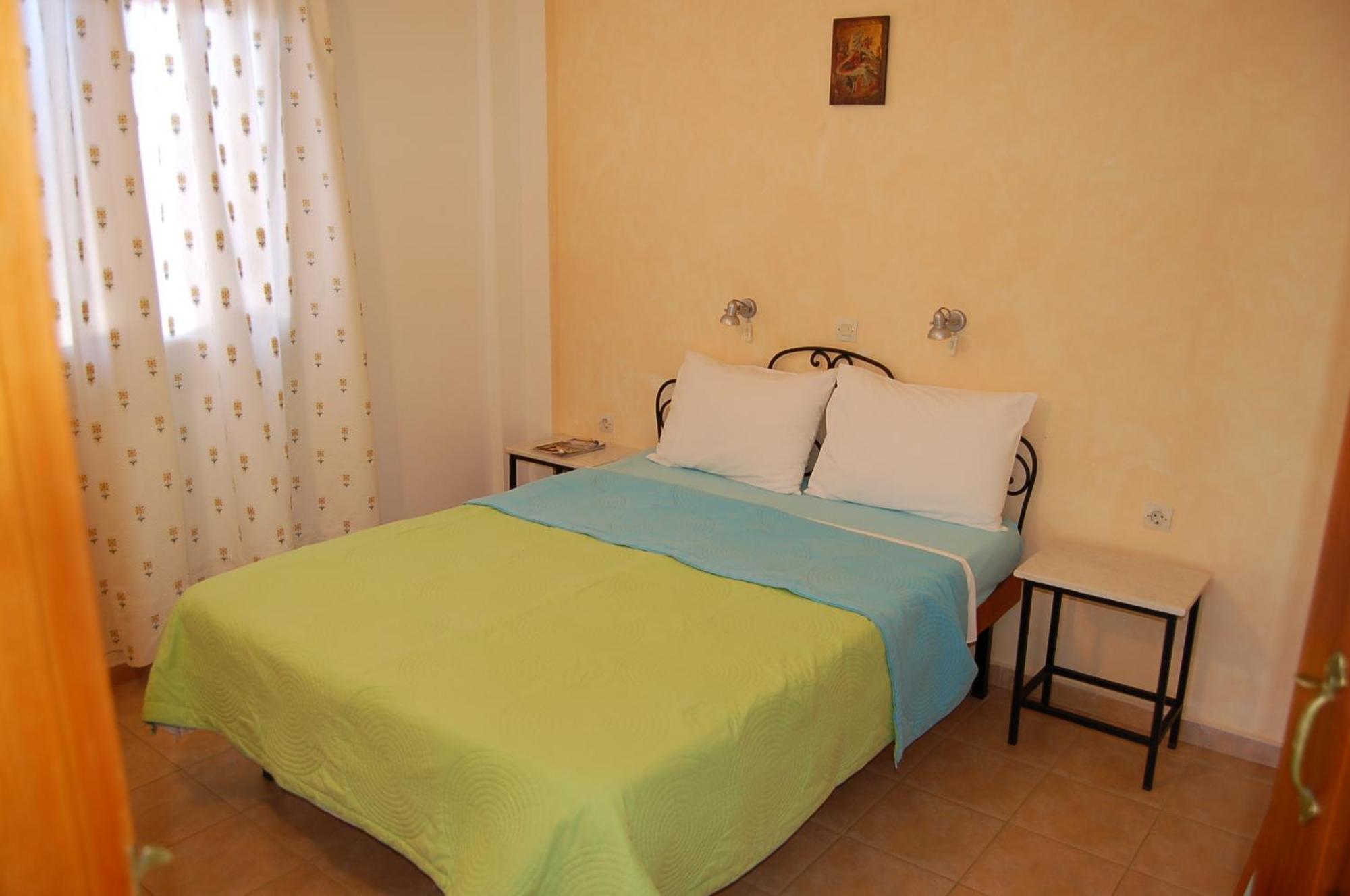 Patras Apartments Фурни-Икариас Экстерьер фото