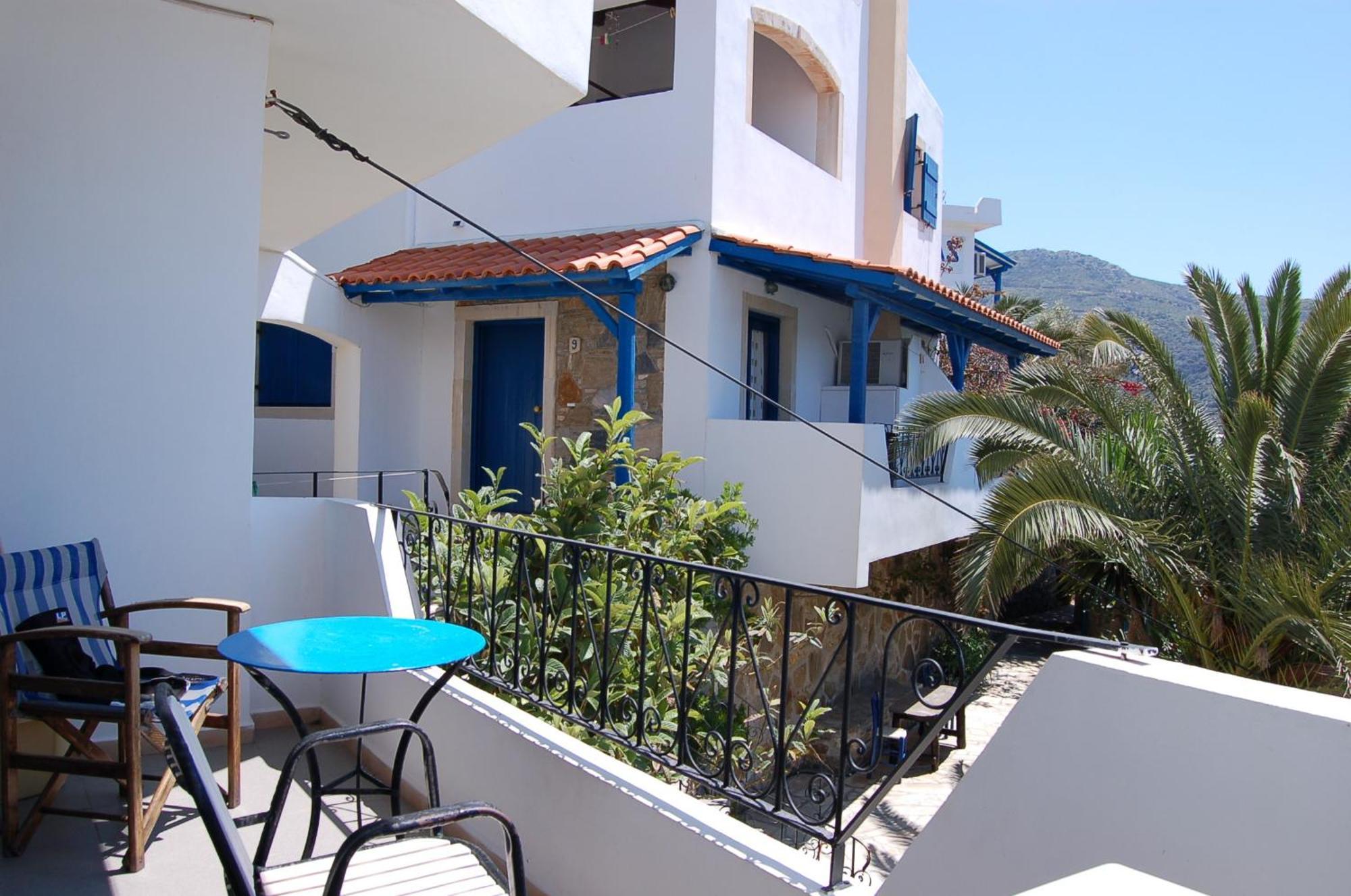 Patras Apartments Фурни-Икариас Экстерьер фото